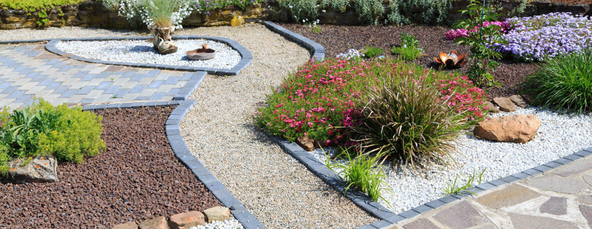 Learn how to use river stone in landscaping, choose the right size, improve drainage, calculate quantities, and install it properly.